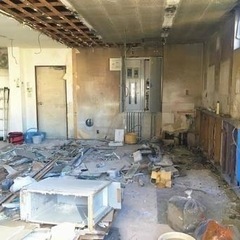 アスベスト除去　内部解体　日給11.000円の画像