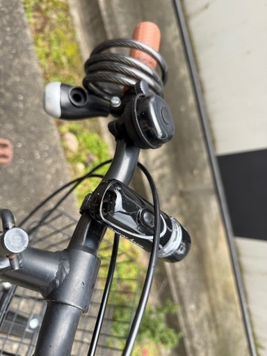 吹田市、美品折り畳み自転車、屋根下保管　