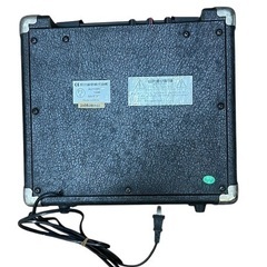 ARIA AB-10 ベースアンプの画像