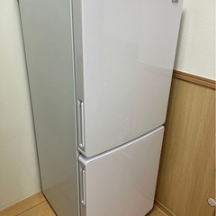 2022年3月購入 Haier 140L冷蔵庫【取説•マット付】