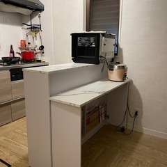 おしゃれな折り畳みキッチンカウンター