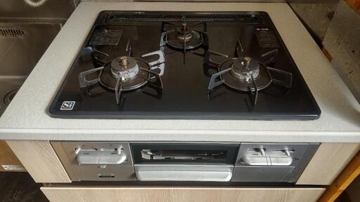 【引き取り限定】ビルトインガスコンロ 3バーナー 黒 ハーマン HARMAN