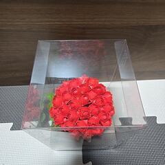 手作りの折りバラの画像