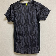 新品　ミズノ スポーツウェア Tシャツ 黒 柄物 レディース Mの画像