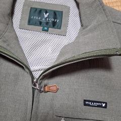 【新品】Mサイズ　ベスト&半袖シャツの画像