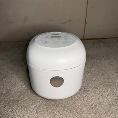【583】ヤマダセレクトYRC-M05H1炊飯器 蒸し器付き 2...
