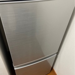(運搬費込)(美品)SHARP冷蔵庫