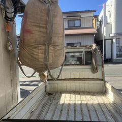 肥料用ぬか(もみ殻ではありません）100キロ位ですが積んで行って...
