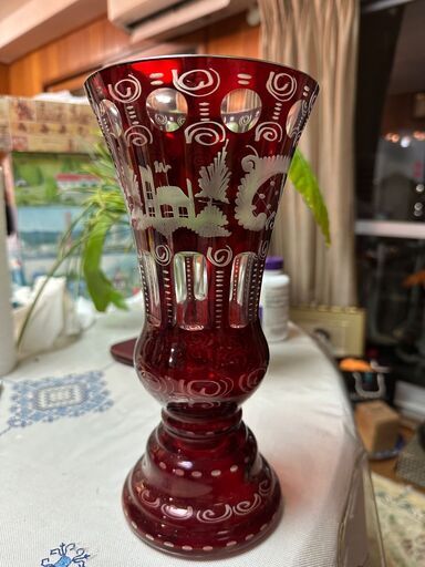 【期間限定】 ボヘミアングラスエーゲルマンレッド花瓶アンティーク 工芸ガラス