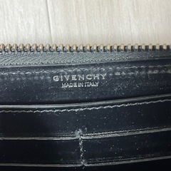 ★GIVENCHY★長財布 の画像