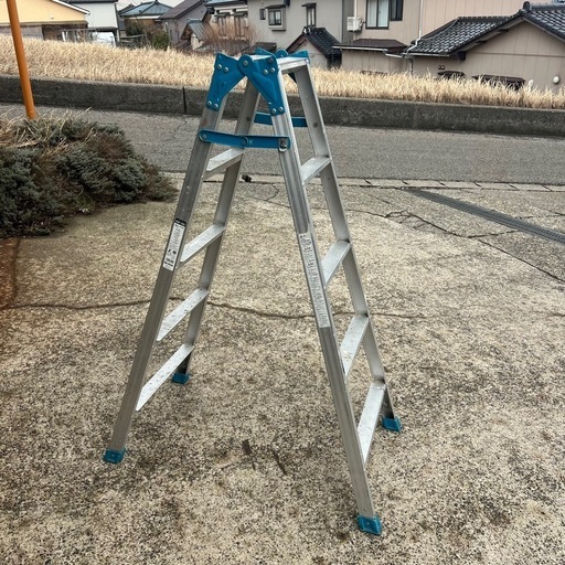 現地引取限定　５尺脚立　ピカ（PIKA) KW-150  １５０ｃｍ　５段　中古