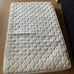 マットレス　セミダブル
