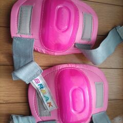 【０円　子ども用ヘッドギア＆サポーターセット】の画像