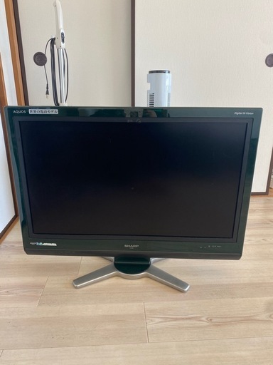 32インチ　テレビ 家電