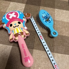新古品　クシ　チョッパーとステッチ　２つまとめて