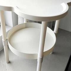 ナイトテーブル