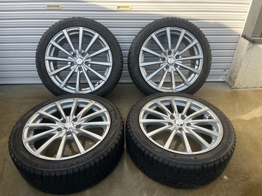 スタッドレスタイヤ