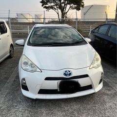 トヨタ　アクア　Ｇ