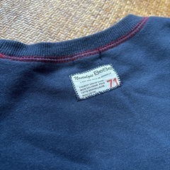 BeBe（べべ）　刺繍ロゴネイビートレーナー　120 綿100%の画像