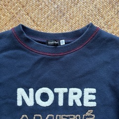 BeBe（べべ）　刺繍ロゴネイビートレーナー　120 綿100%の画像