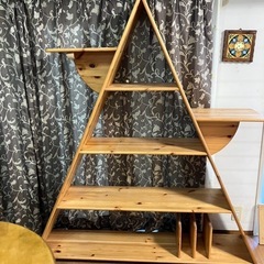 三角の素敵な棚