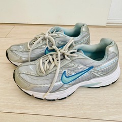 NIKE 靴 シューズ
