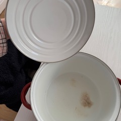 大きめの鍋の画像