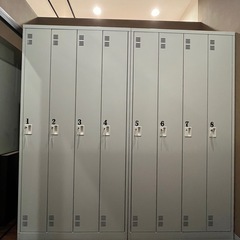 オフィス　更衣室　ロッカー　
