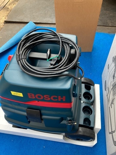 BOSCH 乾湿両用マルチクリーナー　業務用　GAS50