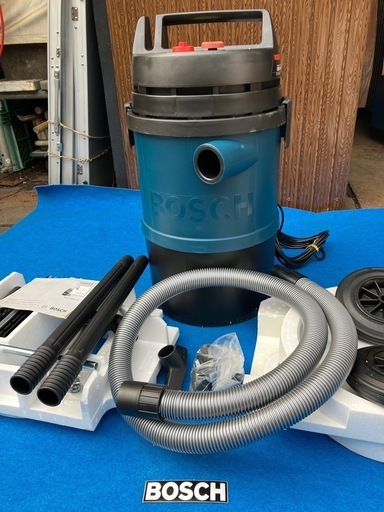 BOSCH  乾湿両用マルチクリーナー　GAS12-50
