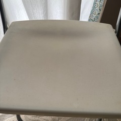 折りたたみチェアの画像