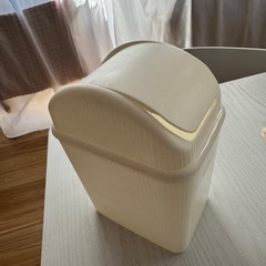 ミニゴミ箱