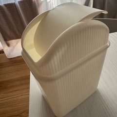 ミニゴミ箱の画像