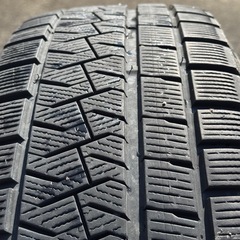 アルミホイール　225/65R17 5-114.3 17 7.5Jの画像