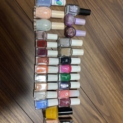 値下げしました　マニキュアセット