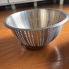 【お渡しの方決定しました】調理用ステンレスボウル＆ザルの画像