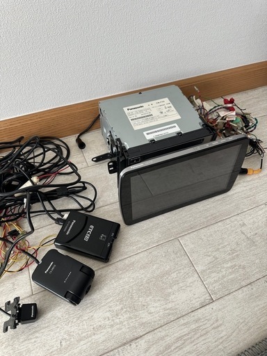 中古 ナビ Panasonic CN-F1D ストラーダ 9インチ ブルーレイ etc2.0 ドラレコ バックカメラ 付き