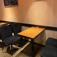BAR業務❗️初心者歓迎❗️天満のショットバーで働いてみませんか？(ネイル　髪色　ピアス自由)の画像