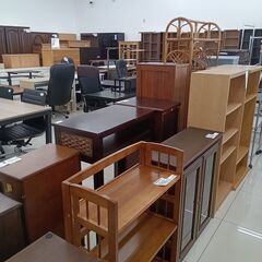 ★ジモティ割あり★  ガラスショーケース ナチュラルベージュ H118×D36.5×W42.5 クリーニング済み HJ5982の画像