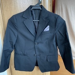 入園、入学式に！120cm黒フォーマルの画像