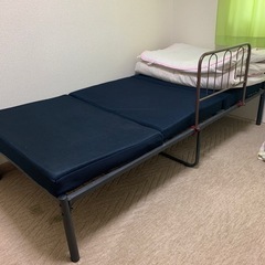 ベッド、マットレス付き決まりましたの画像
