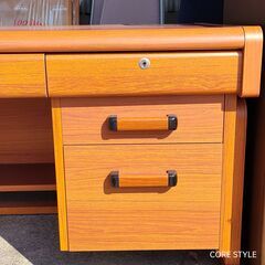 新品未使用品　光サンデスク　テーブル　天板昇降の画像