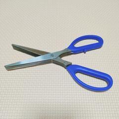 5連バサミの画像