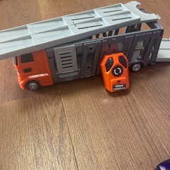 （動くレッカー車付き）乗り物セット🚗の画像