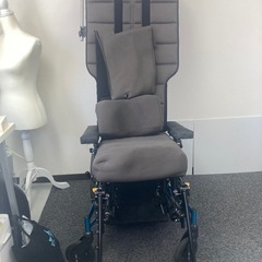 引取限定　車椅子　GRAND FLETCHER オーダー品の画像