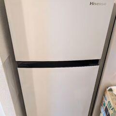 【2点セット】冷蔵庫／Hisense社製 HR-B12E2W　洗...