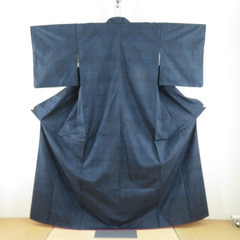 紬 着物 大島紬 証紙付き 亀甲模様 黒色ｘ紺色 袷 広衿 正絹...