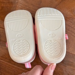 【新品未使用】女の子 スニーカー 14センチ ピンクの画像