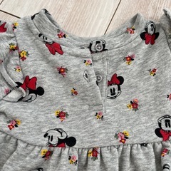美品　60サイズ　GAP✖️Disney 長袖ワンピース(インナーパンツ付)の画像