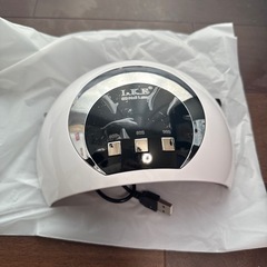 UV/LEDネイルランプの画像